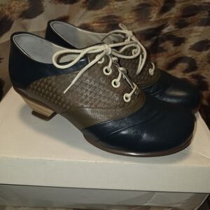 John Fluevog Hope PROMISE Saddle Shoe - Size 8